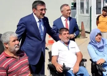 Cevdet Yılmaz, Nurdağı’nda incelemelerde bulundu