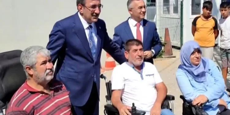Cevdet Yılmaz, Nurdağı’nda incelemelerde bulundu