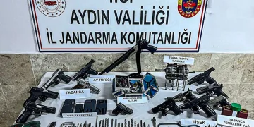 Evi silah imalathanesine çevirmiş
