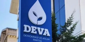DEVA Partisinde istifa depremi