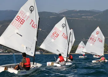İznik’te heyecan dolu yelken yarışları