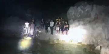 Yunanistan diye koya terk ettiler