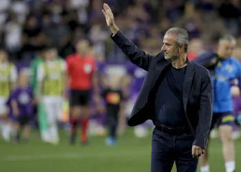Fenerbahçe Teknik Direktörü İsmail Kartal: “Güzel bir oyun ve güzel bir skorla buradan ayrılıyoruz”