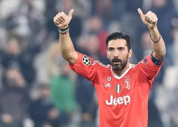 Buffon, 45 yaşında kariyerini sonlandırdığını açıkladı