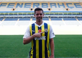 Fenerbahçe, Miha Zajc ile sözleşme yeniledi