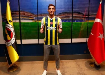 Fenerbahçe, Mert Müldür’ü kadrosuna kattı