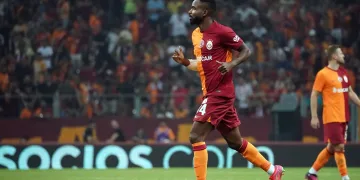 Cedric Bakambu, Galatasaray formasıyla ilk maçına çıktı