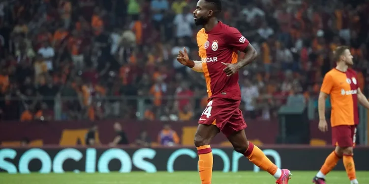 Cedric Bakambu, Galatasaray formasıyla ilk maçına çıktı