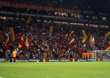 Galatasaray – Zalgiris maçını 41 bin 505 seyirci takip etti