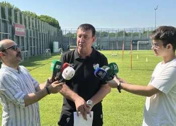 “Köpekler istedi diye atlar ölmez”