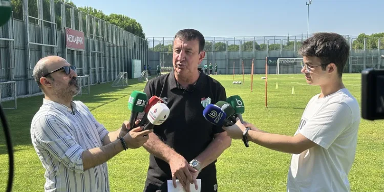 “Köpekler istedi diye atlar ölmez”
