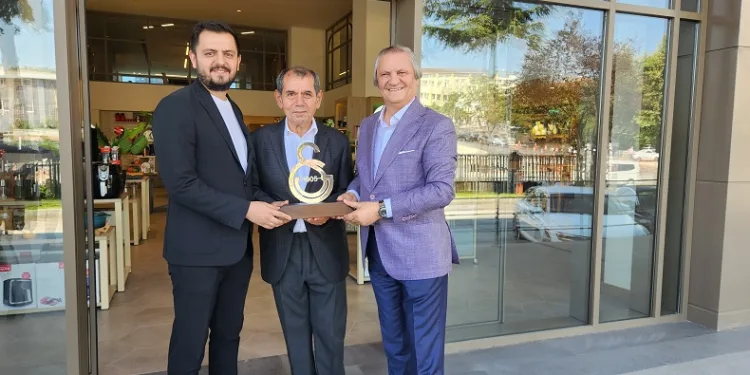 Dursun Özbek: “Benim görevim, Galatasaray ailesini bir araya getirmek”