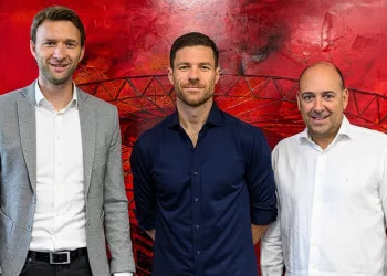 Bayer Leverkusen, Teknik Direktör Xabi Alonso’nun sözleşmesini 3 yıl uzattı