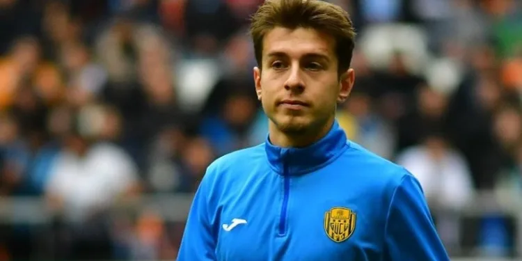 Fethiyespor transfer çalışmalarını sürdürüyor