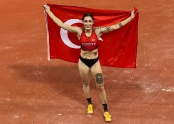 Dünya Üniversite Yaz Oyunları’nda millilerden 3 altın, 1 bronz madalya
