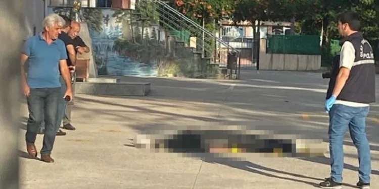 15 yaşındaki çocuk okul bahçesinde ölü bulundu