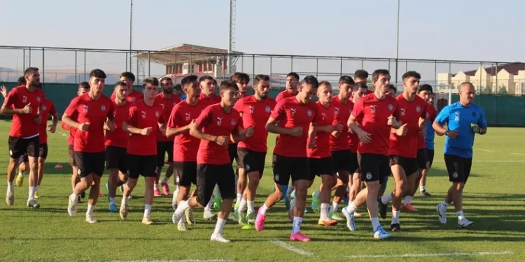 Afyonspor ikinci etap kamp dönemine bugün başlıyor