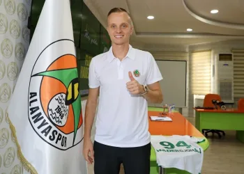 Alanyaspor, Florent Hadergjonaj’ı teransfer etti
