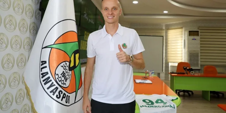 Alanyaspor, Florent Hadergjonaj’ı teransfer etti