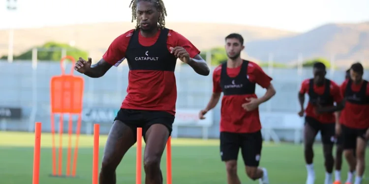 Sivasspor’da hazırlıklar sürüyor