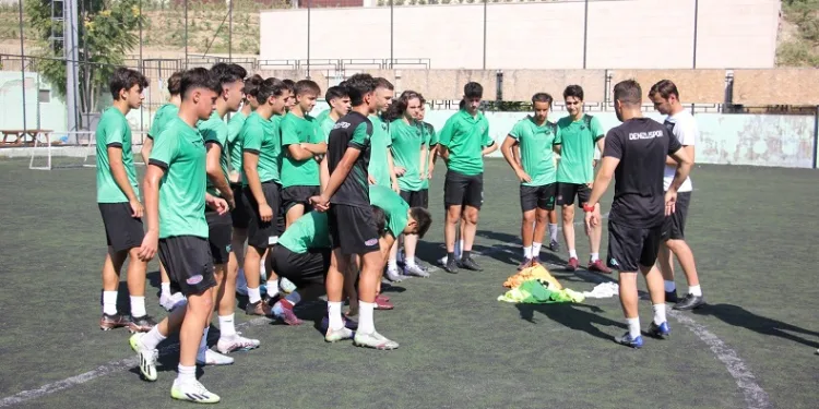 Denizlispor’un gençleri yeni sezona iddialı hazırlanıyor