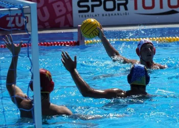 U17 Erkekler Avrupa Sutopu Şampiyonası başladı