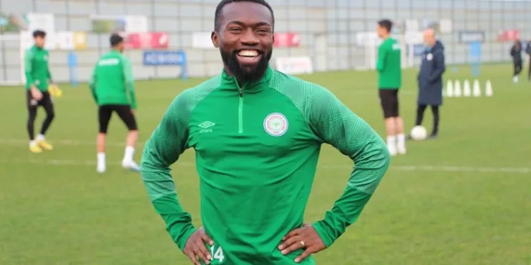 Çaykur Rizesporlu Okechukwu Azubuike, çapraz bağlarından ameliyat olacak