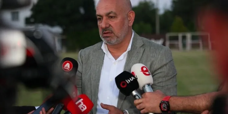 Kayserispor Başkanı Ali Çamlı: “Olmayanı harcayan esnaf batar”