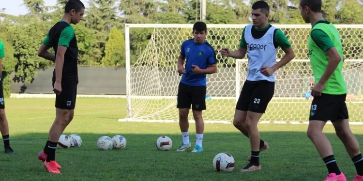 Denizlispor, son hazırlık maçını Uşakspor ile yapacak