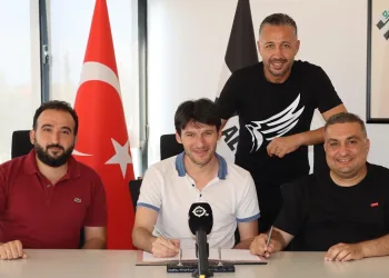 Altay, İbrahim Akın’la yollarını ayırdı