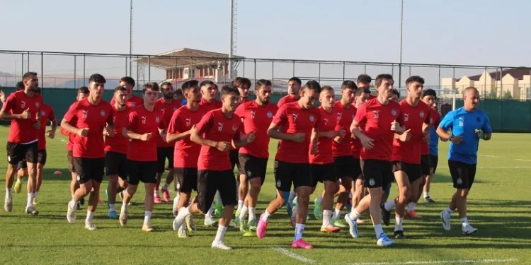Afyonspor ilk hazırlık maçını Belediye Kütahyaspor oynayacak