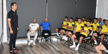 Manisa FK futbolcularına değişen kurallarla ilgili eğitim verildi