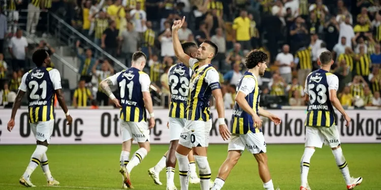 Fenerbahçe, sezonu Kadıköy’de açıyor