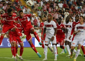 Trendyol Süper Lig: EY Sivasspor: 1 – Y. Samsunspor: 1