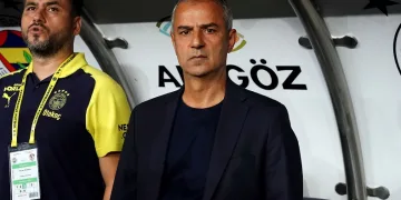 Fenerbahçe Teknik Direktörü İsmail Kartal: “Rakip 10 kişi kalınca rehavete girdik”