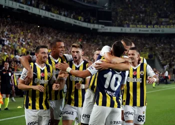Fenerbahçe sezona 3 puanla başladı