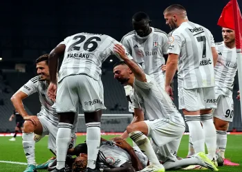 Beşiktaş Süper Lig’e galibiyetle başladı