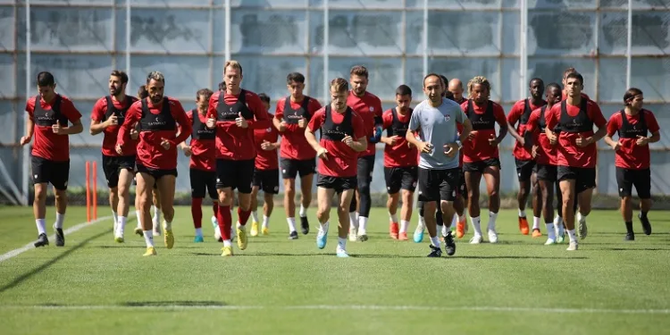 EY Sivasspor 6 oyuncusunu geçici olarak gönderdi