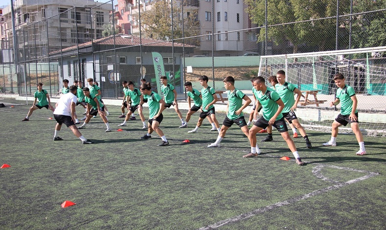 Denizlispor U17 takımında hazırlıklar sürüyor
