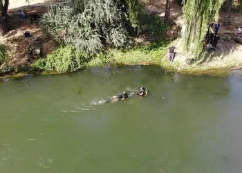 Irmağa serinlemek için giren genç boğuldu