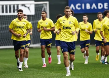 Fenerbahçe’nin Maribor maçı kamp kadrosu açıklandı