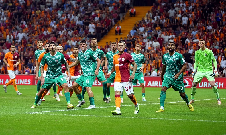 UEFA Şampiyonlar Ligi: Galatasaray: 1 - Olimpija Ljubljana: 0