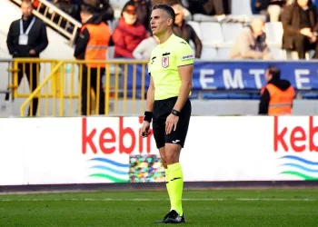 İstanbulspor-Kayserispor maçını Sarper Barış Saka yönetecek
