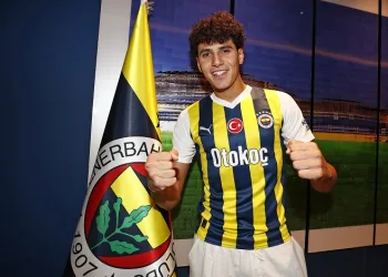 Fenerbahçe, Omar Fayed ile 4 yıllık sözleşme imzaladı
