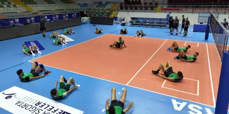 Bursa Büyükşehir Belediyespor çalışmalara başladı
