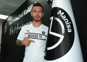 Karşıyaka transferlere devam ediyor