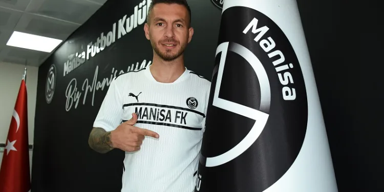 Karşıyaka transferlere devam ediyor