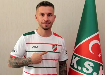 Adem Büyük, resmen Karşıyaka’da