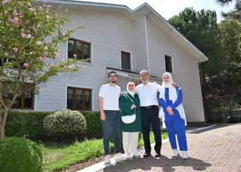 Başkan konutuna veda etti, Süleyman Çelebi külliyesi için ilk kazma vuruldu