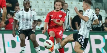Beşiktaş: “Aut pozisyonunun VAR kayıtlarını ivedi bir şekilde istiyoruz”